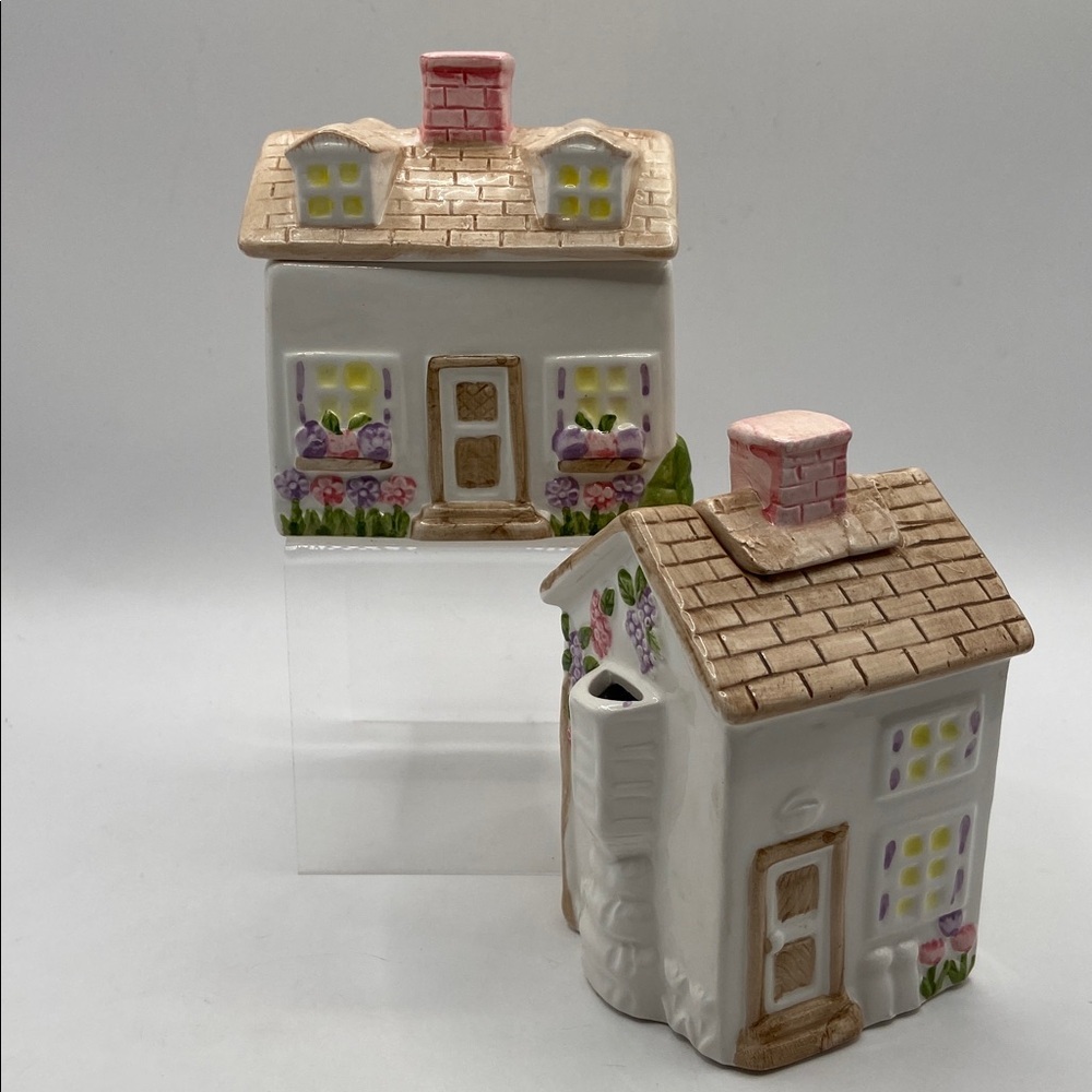 Vintage Country Cottage Hand Painted Ceramic Sugar & Creamer 2 Piece Set - Picture 2 of 8